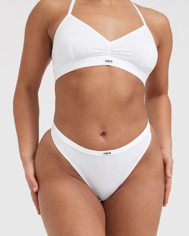 Soft Classic Thong | White