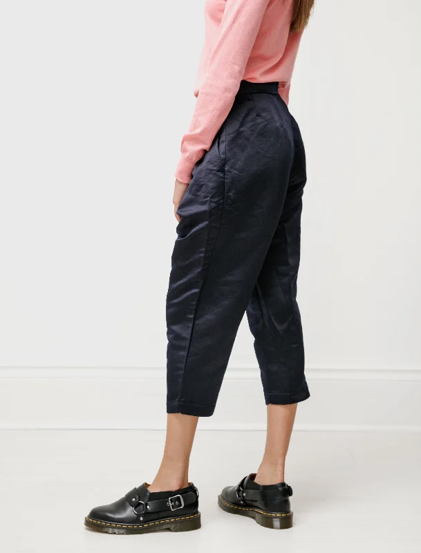 Thick Satin Pleated Trousers Navy